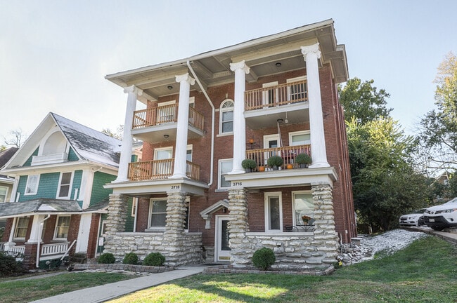 Photo - 3716 Warwick Blvd