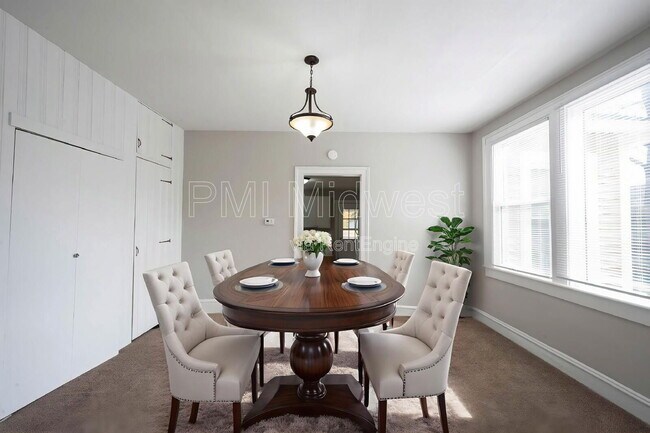 Photo - 411 S East St