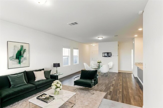 Photo - 13609 Charles Abraham Wy