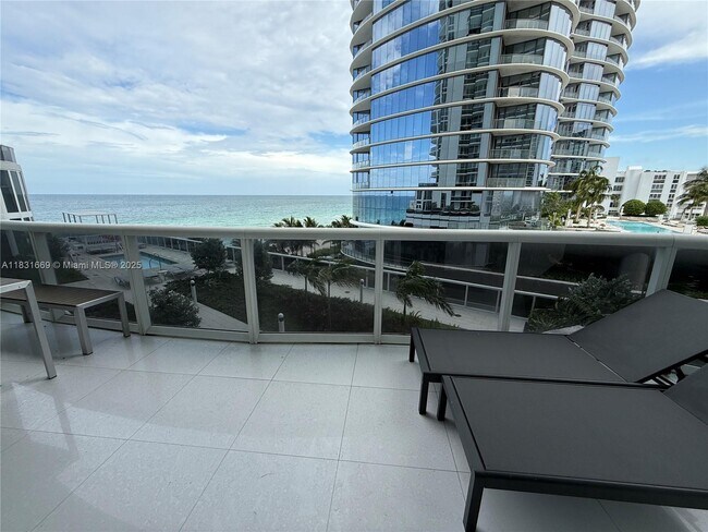 Photo - 15811 Collins Ave Condo Unit 507