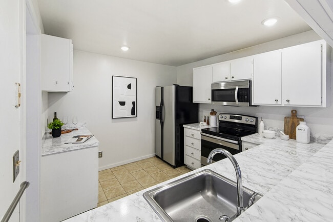 Photo - 6858 139th Ave NE Unit 726