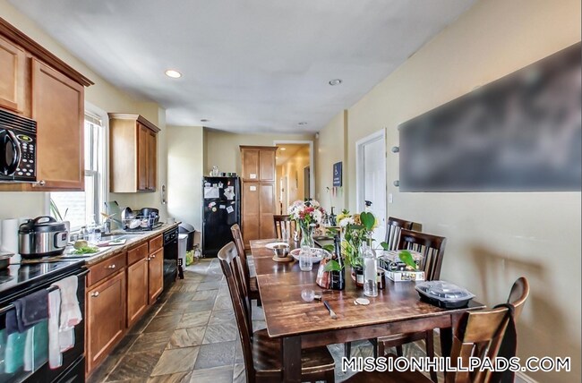 Photo - 47 Hillside St Unit 3