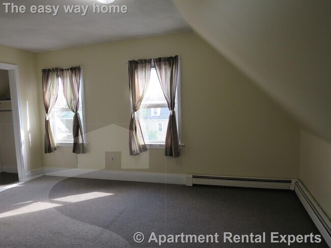 Photo - 469 Medford St Unit 3