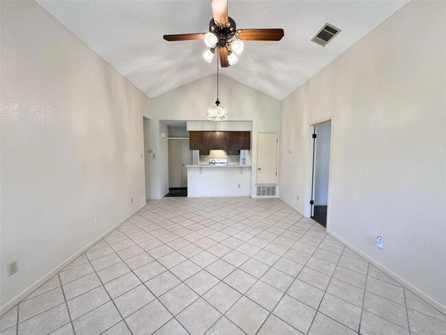 Photo - 701 Gamez Cove Unit B
