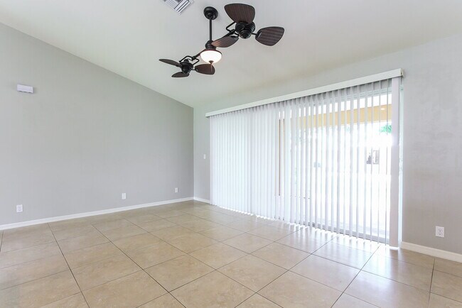 Photo - 1144 SW 6th Terrace