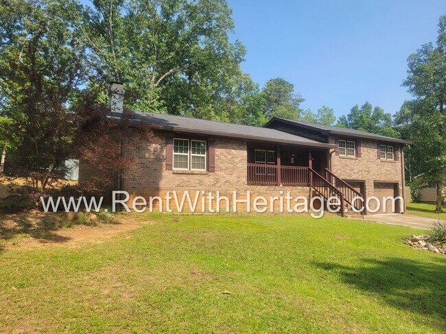 Photo - Gorgeous 3bd/2bath Brick Home/ Attention To Detail/ Upgrades Galore/ Great Location