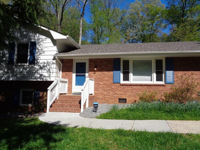 House for Rent-Country Club Area - House for Rent-Country Club Area