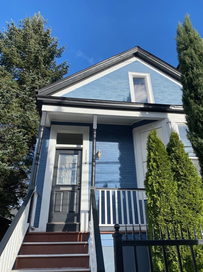 Photo - 1724 NW 24th Ave Casa