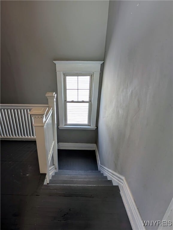 Photo - 411 Dearborn St