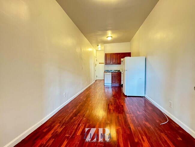Building Photo - 647 Prospect Pl Unit 9 Rental