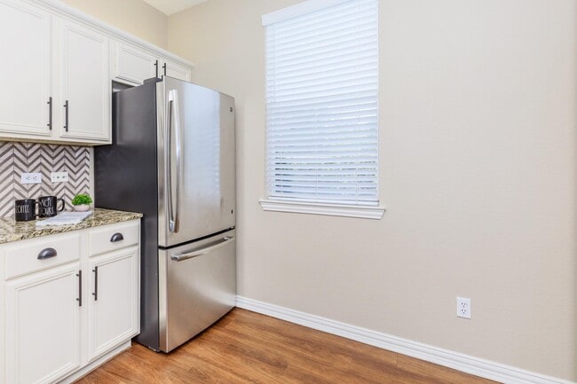 Photo - Preston Heights Apartments