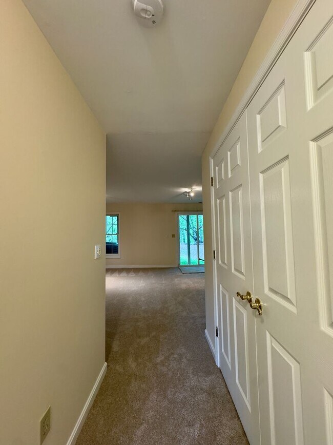 Photo - Charming 4 Bedroom/3.5 Bathroom Townhome in Cedarwood Estates, Pikesville, MD!