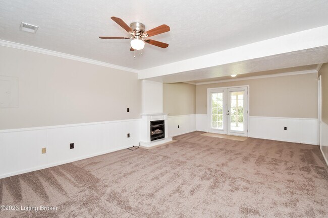 Photo - 1042 Cristland Rd