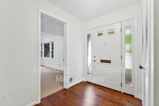 Photo - 3160 Ravenwood Dr