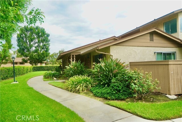 1425 Forest Glen Dr