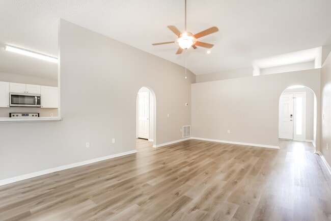 Photo - 10415 Song Sparrow Ln