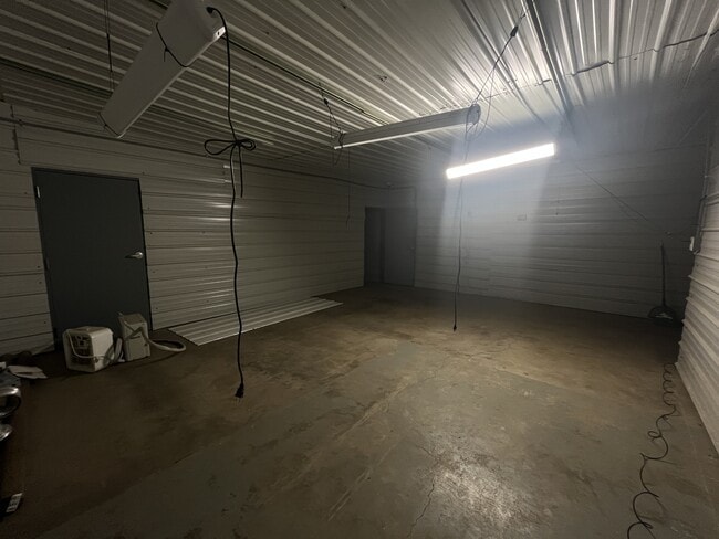 Photo - 16093 SW Roy Rogers Rd