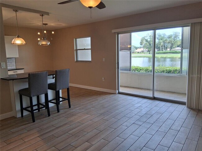 7231 W Country Club Dr N Unit 130