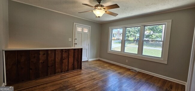 Photo - 1205 Edie Ave SE