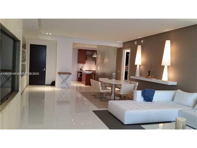 Photo - 9701 Collins Ave Unidad 1104S