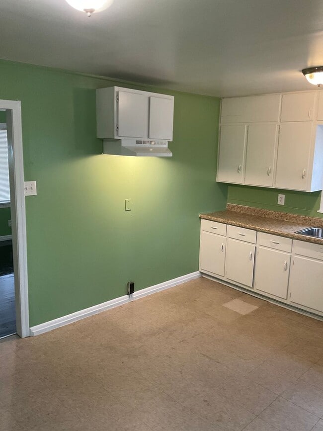 Photo - MOVE IN SPECIAL NOW OFFERED!