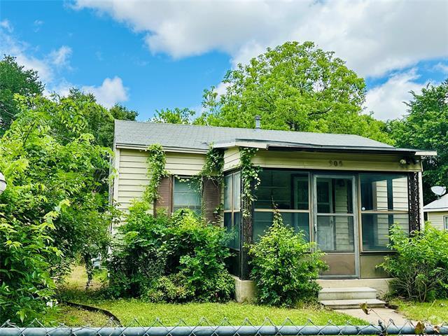 Building Photo - 905 E Sycamore St Rental