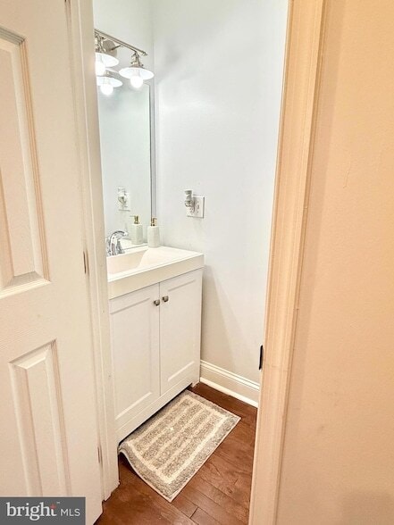 Photo - 151 Hall St