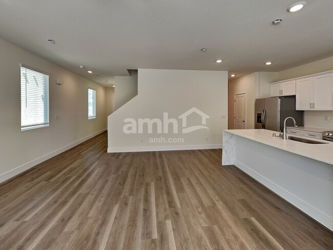 Photo - 9531 Harkes Dr