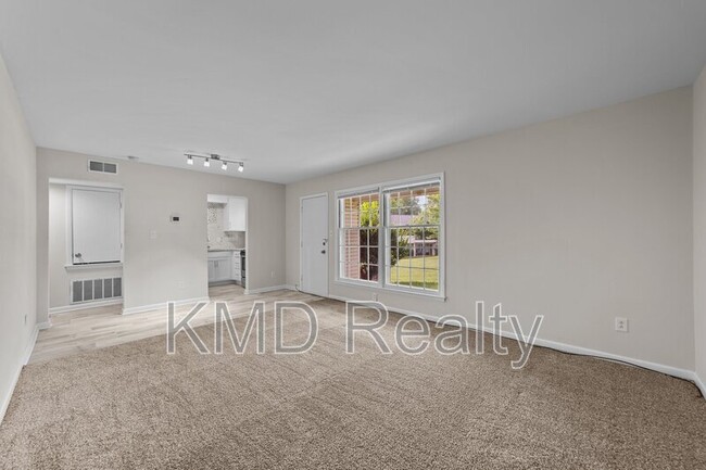 Photo - 4605 Coronado Dr Unit Q