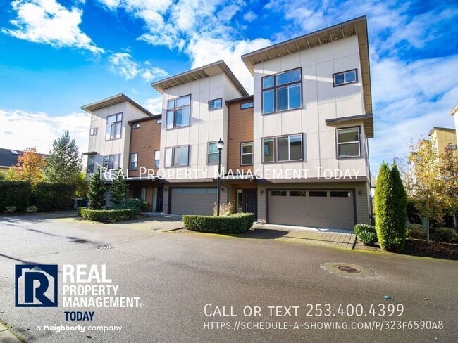 Photo - 303 Chelan Ave NE