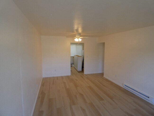 Photo - APPLICATION PENDING - **408 N Jones**