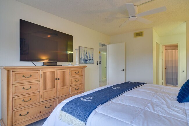 Photo - 6158 Palma Del Mar Blvd S Unidad SI FL5-ID1587642P