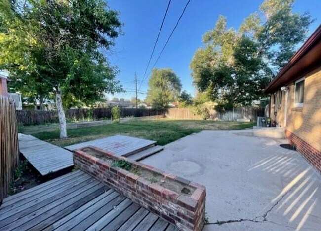 Photo - 3169 W Grand Ave