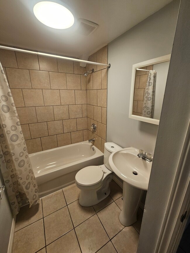 Photo - 12 Harry Crescent Unité 5