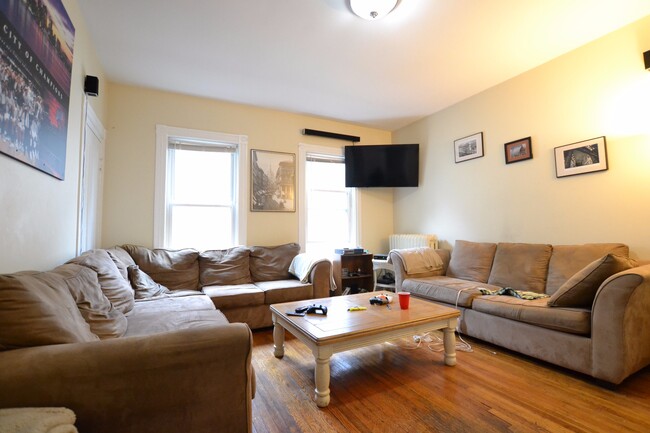 Photo - 45 Falkland St Condo Unit 1