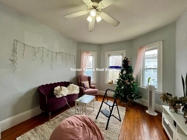 Photo - 10 Wave Ave Unit 3