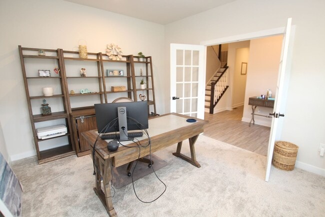 Photo - Spring Breeze Beauty! What a house!!!!!