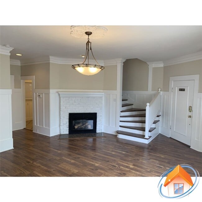 Building Photo - 322 Main St Unit 322 Main Street #A