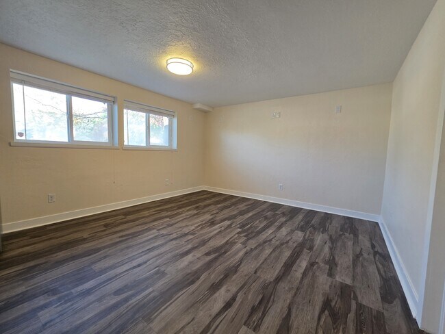 Photo - 2356 E Falcon Wy