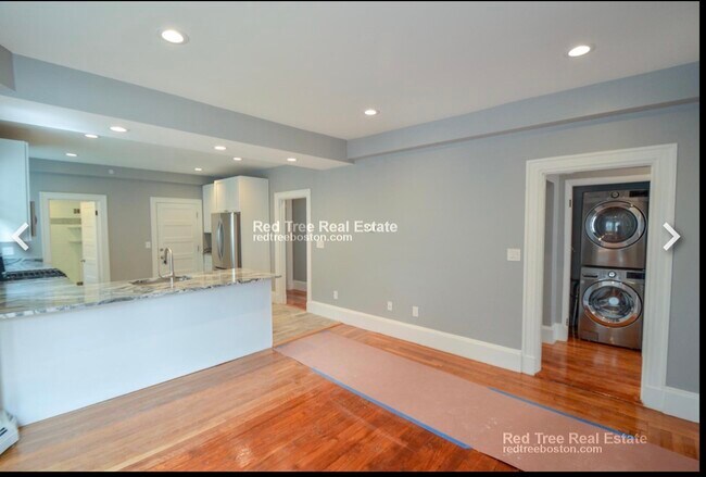 Photo - 65 Mapleton St Unit 1