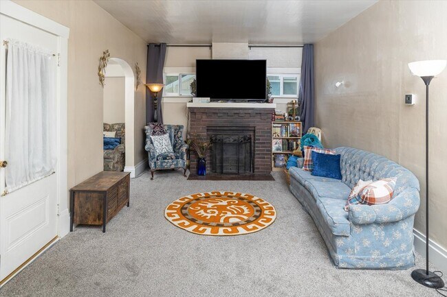 Photo - 729 E 200 N Unidad 1