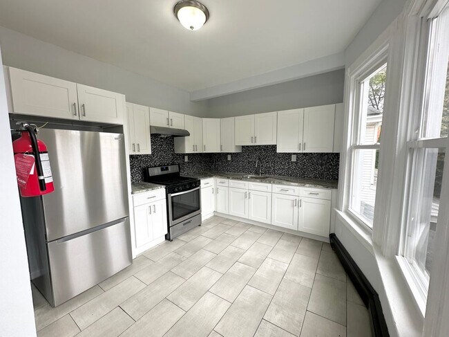 Photo - 44 Chestnut St