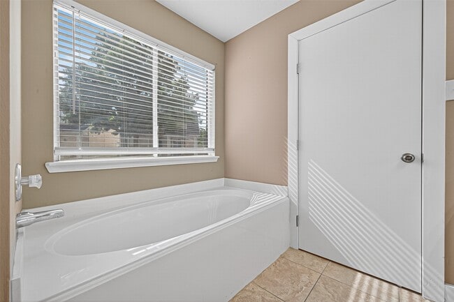 Photo - 15859 E Park Ct