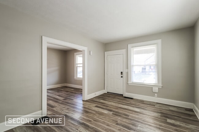 Photo - 5325 Rolston Ave