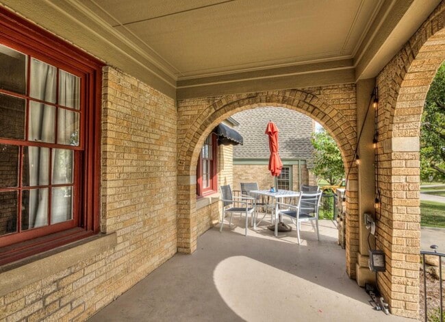 Photo - 2137 NW 27th St