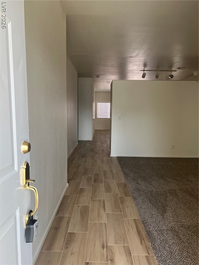 6273 Highland Gardens Dr