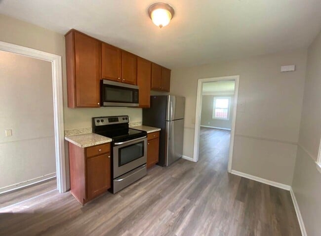 Photo - 7229 Harriet Ave