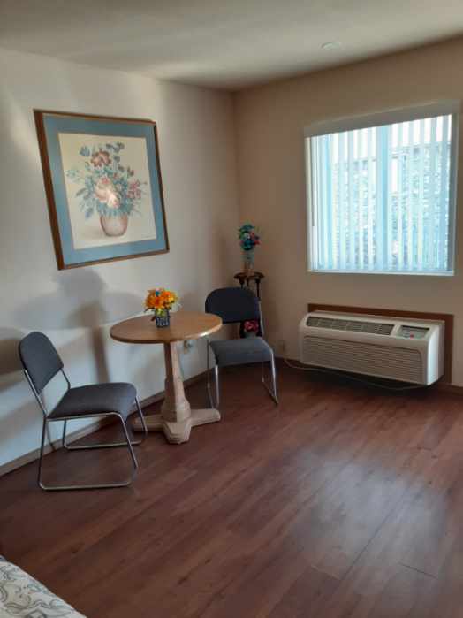 Holiday Terrace Apartments Branson, MO