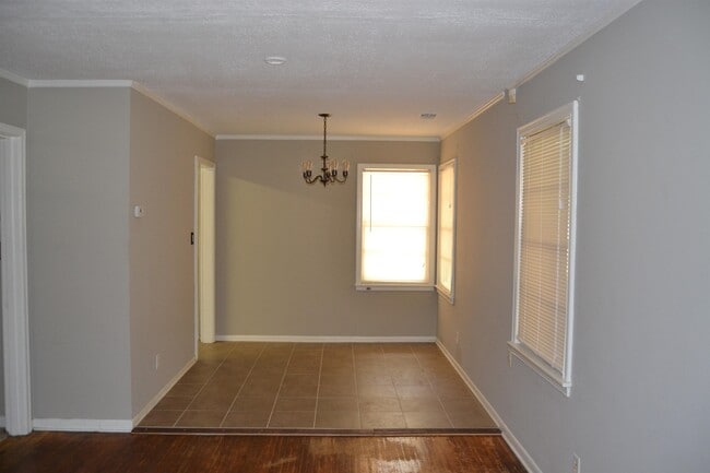 Photo - 1328 Marcia Rd