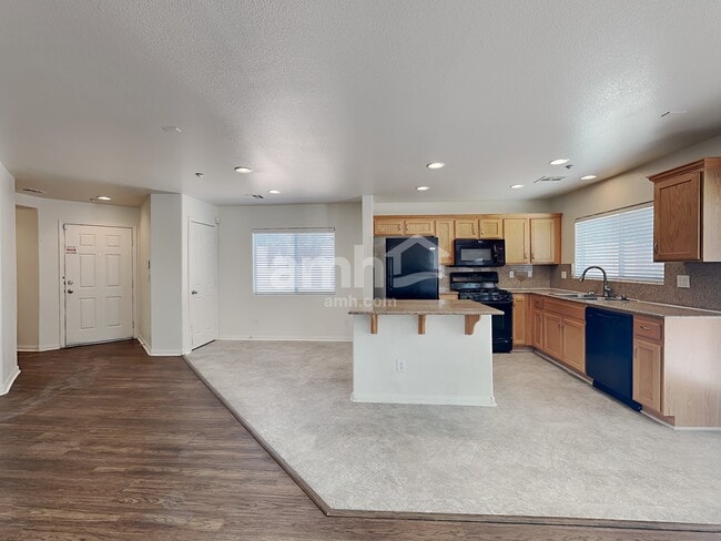 Photo - 5676 Orangeroot Ct